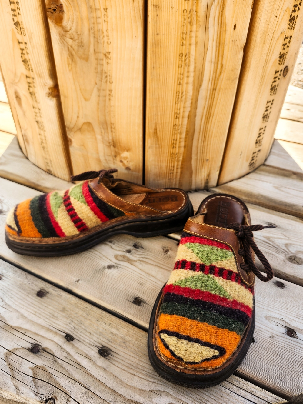 Born Handmade Leather Wool Blanket Mules Clogs Women's Size 7 Boho Artisan - Picture 2 of 9